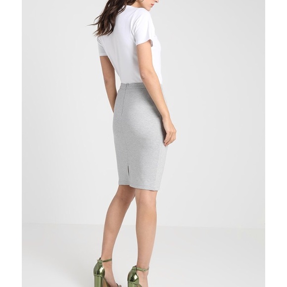 The Limited Skirts Limited Light Grey Pencil Skirt Bnwt Size 6 Poshmark
